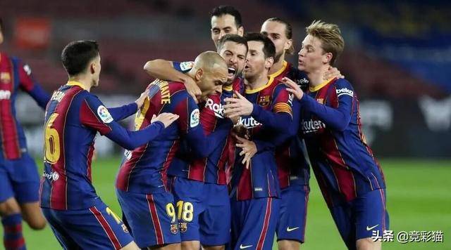 开云在线-包含今晨西甲焦点战，托特纳姆状态回暖，引发热议，轮换策略成焦点的词条