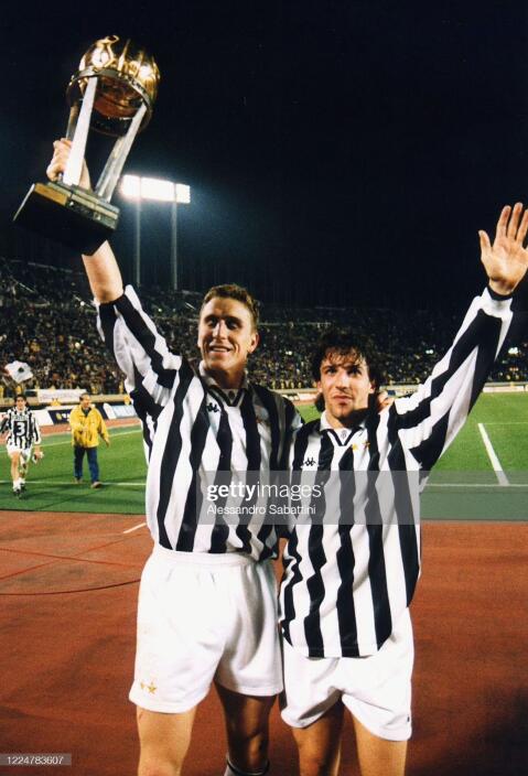 关于今晨尤文图斯造点机会——英超节点到来，话题不断，资深球员宣示担当的信息