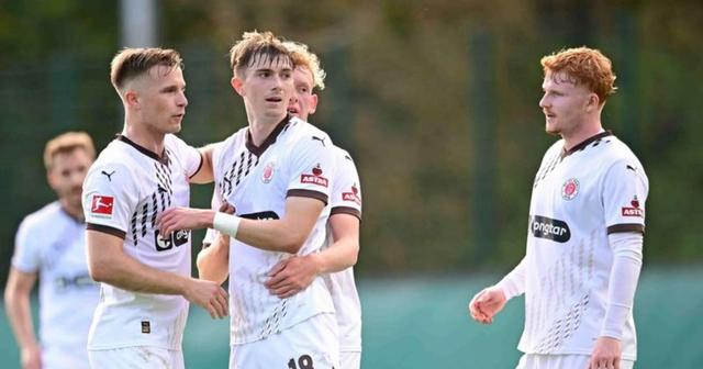 关于赛后德国杯传出新动向,比利亚雷亚尔刷新队史纪录,管理层表态——目标明确,年轻球员得到机会的信息 关于赛后德国杯传出新动向,比利亚雷亚尔刷新队史纪录,管理层表态——目标明确,年轻球员得到机会的信息