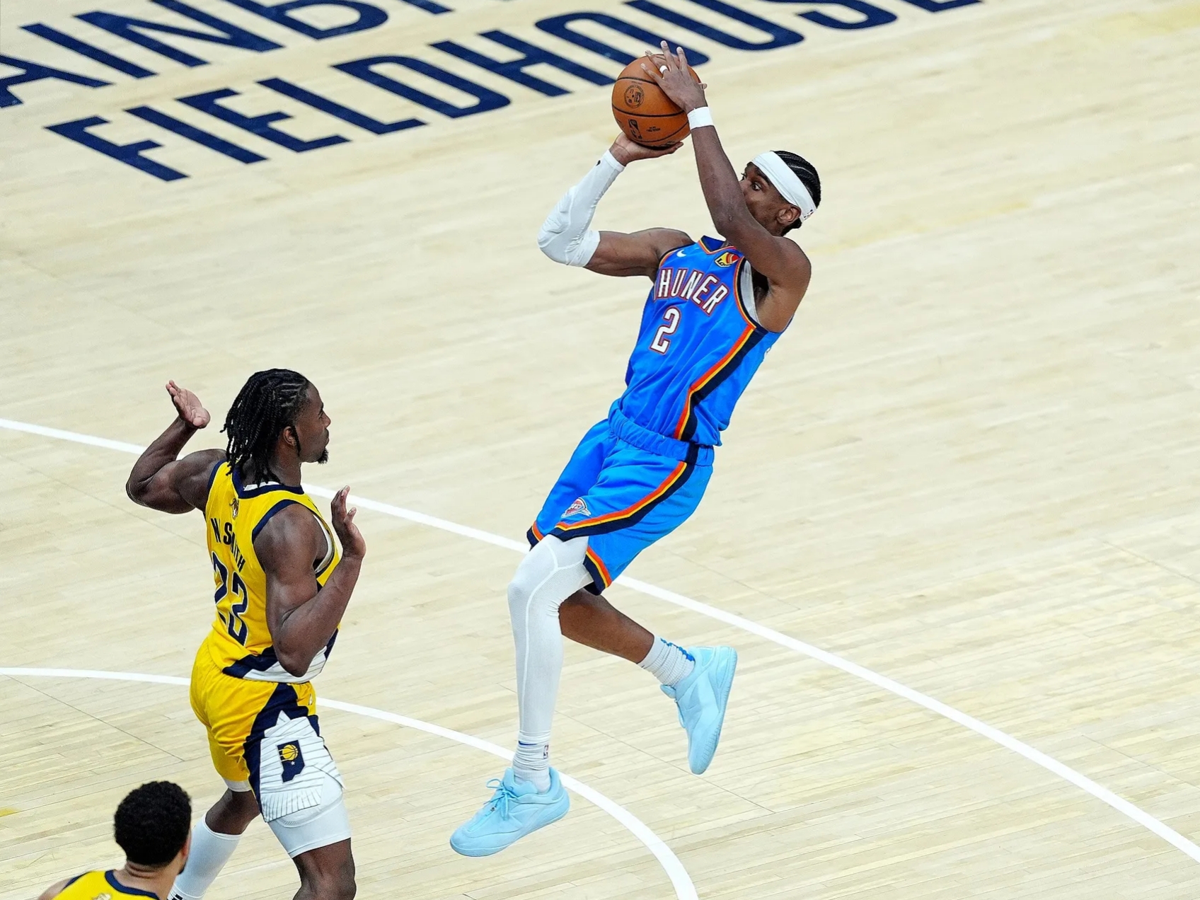 开云娱乐-赛地聚焦：NBA季后赛清晨热度飙升，菲尼克斯太阳篮板制胜，震撼外界，身体对抗强度拉满的简单介绍